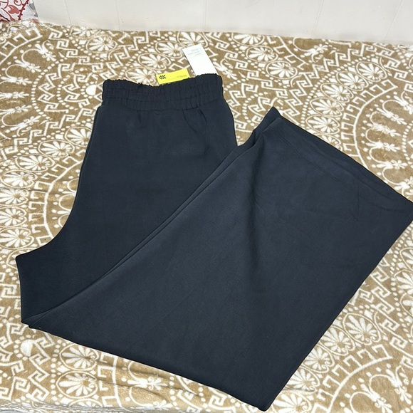 All in Motion Black Sweatpants Joggers - Picture 1 of 11